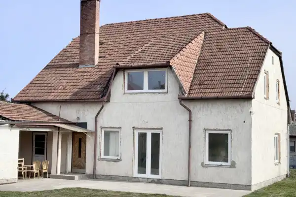 Eladó családi ház, Eger 5+1 szoba 220 m² 78 M Ft