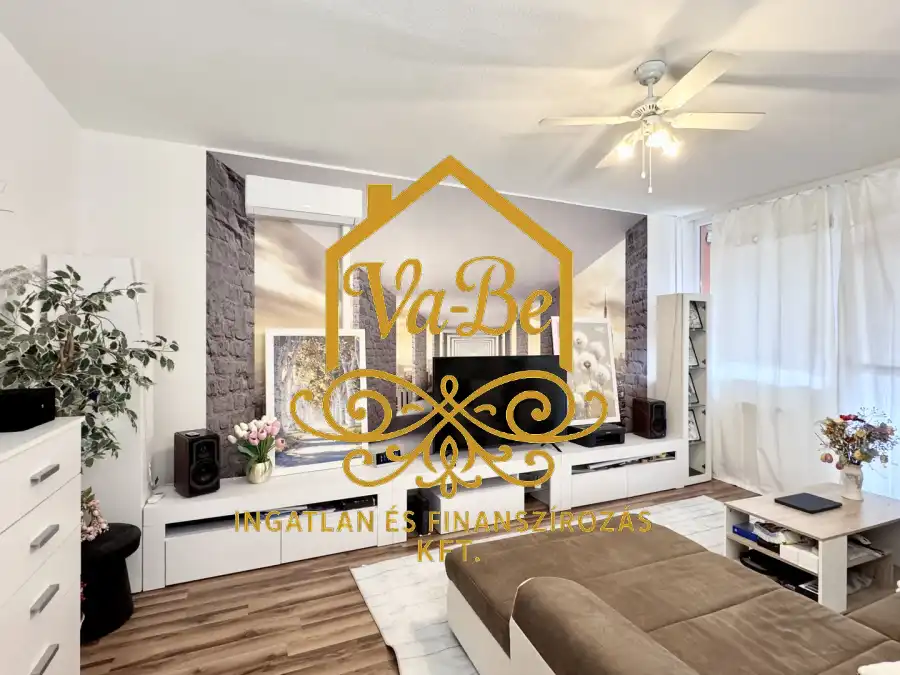 eladó panellakás, Eger